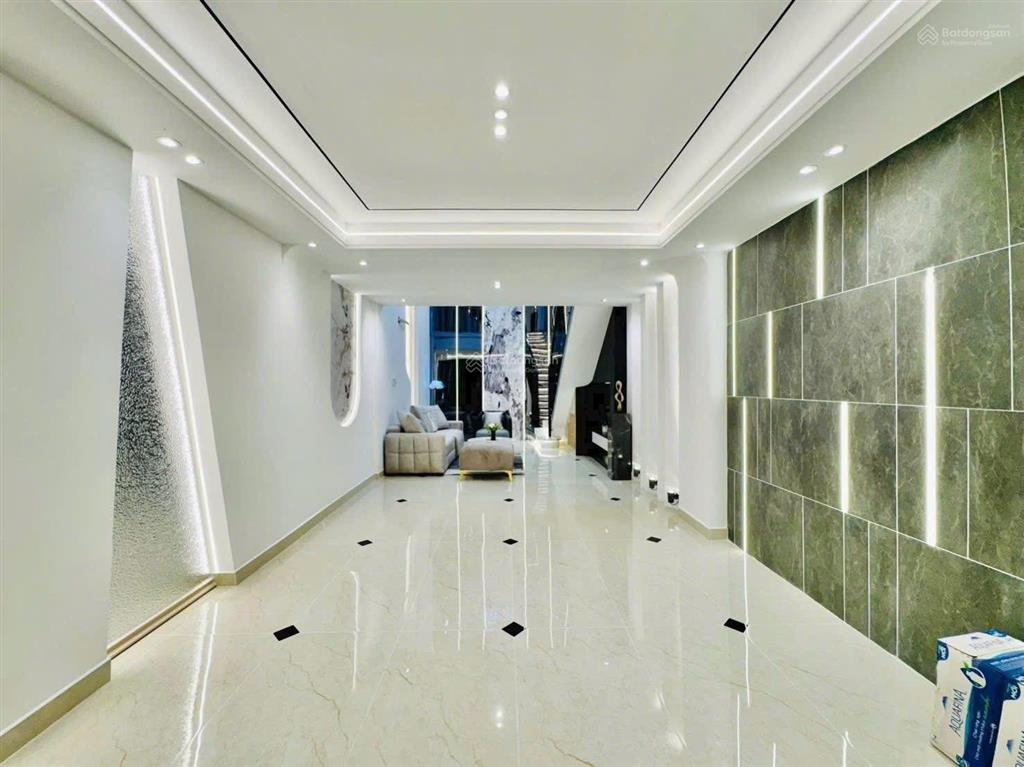 Cho thuê nhà full nội thất mới xây thống nhất p16 gò vấp