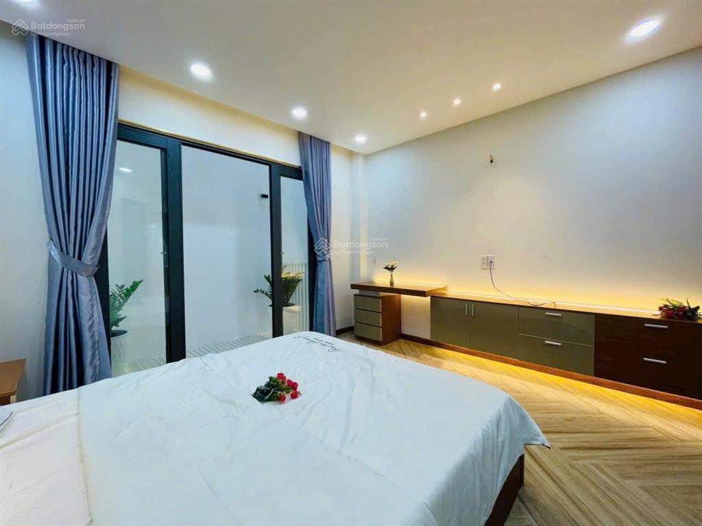 Cho thuê nhà full nội thất gần emart phan huy ích
