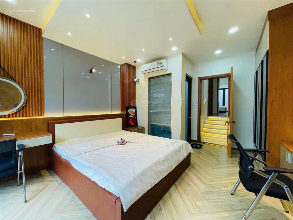 Cho thuê nhà full nội thất gần emart phan huy ích
