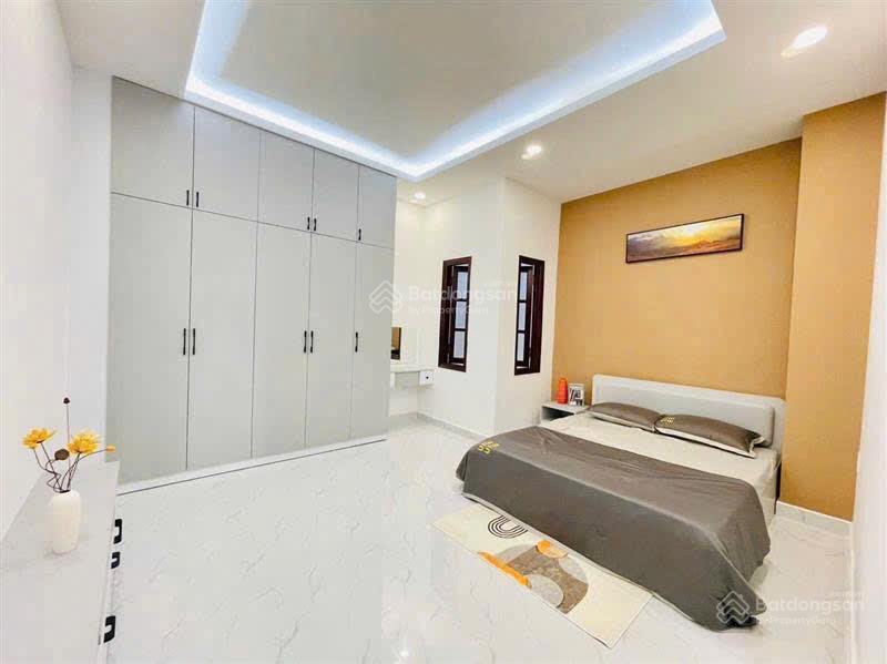 Cho thuê nhà 20tr full nội thất hẻm xe hơi 158 phạm văn chiêu