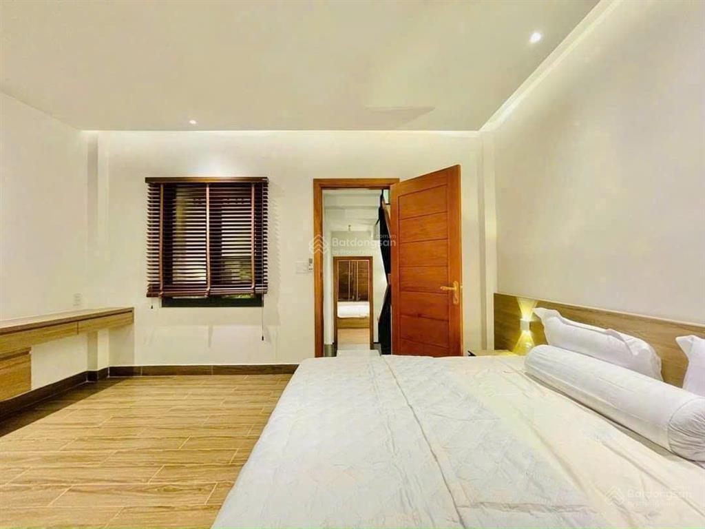 Cho thuê nhà full nội thất hẻm xe hơi 481 nguyễn văn khối