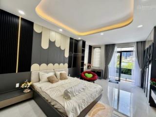 Cho thuê nhà 18tr 4pn full nội thất thống nhất