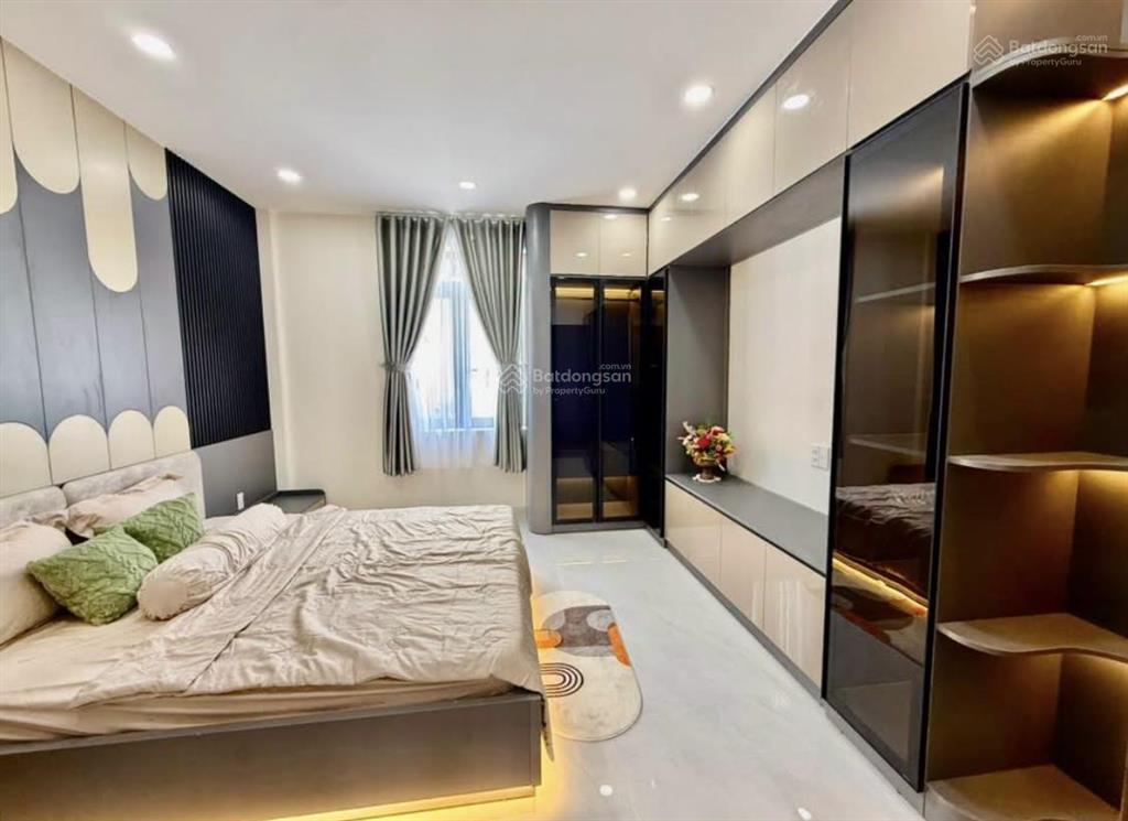 Cho thuê nhà 18tr 4pn full nội thất thống nhất