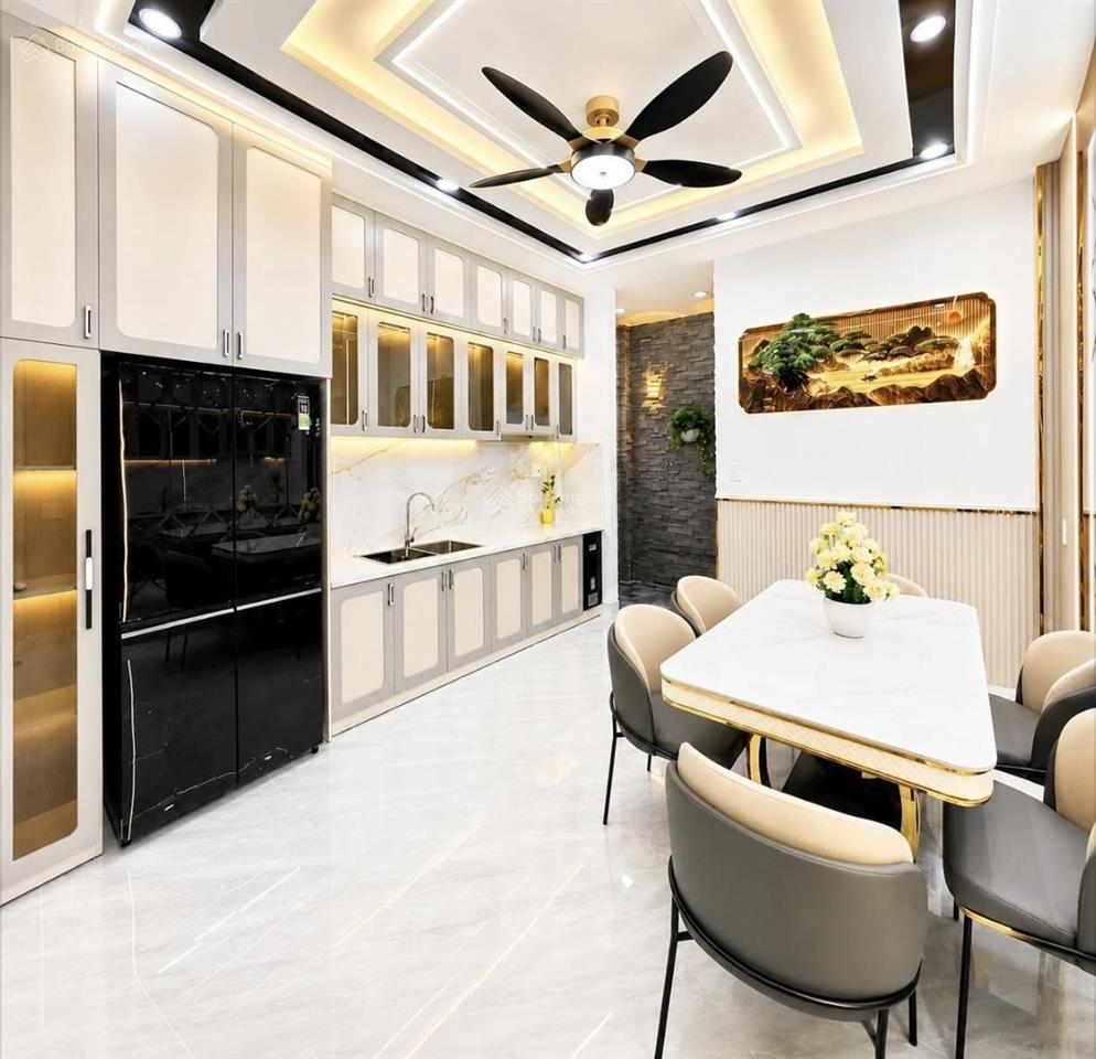 Cho thuê nhà 18tr 4pn full nội thất thống nhất