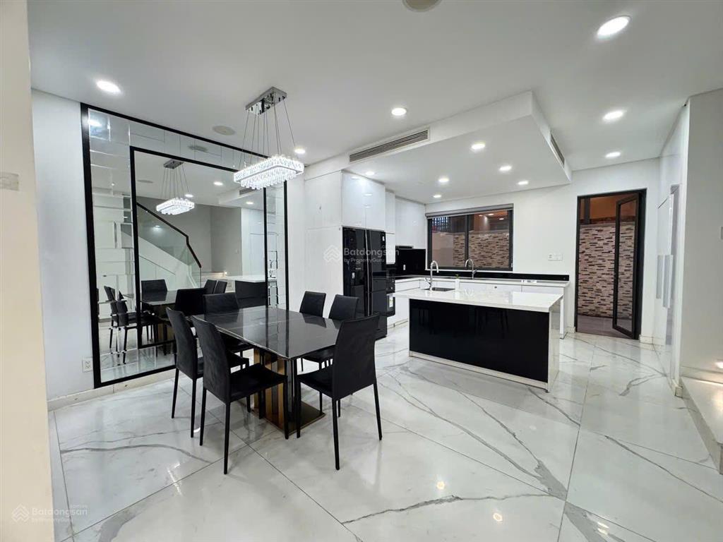 Định cư bán biệt thự đẹp xuất sắc tại nine south 24 tỷ giảm nhanh về giá 21,5 tỷ
