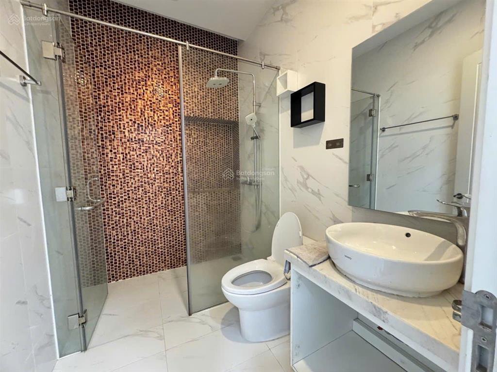 Định cư bán biệt thự đẹp xuất sắc tại nine south 24 tỷ giảm nhanh về giá 21,5 tỷ