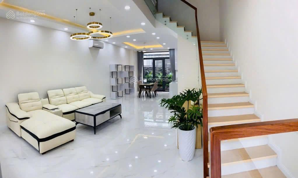 Bán biệt thự lavila kiến á  nhà bè, 13,3 tỷ, 96,8 m2 , full nội thất vào ở ngay