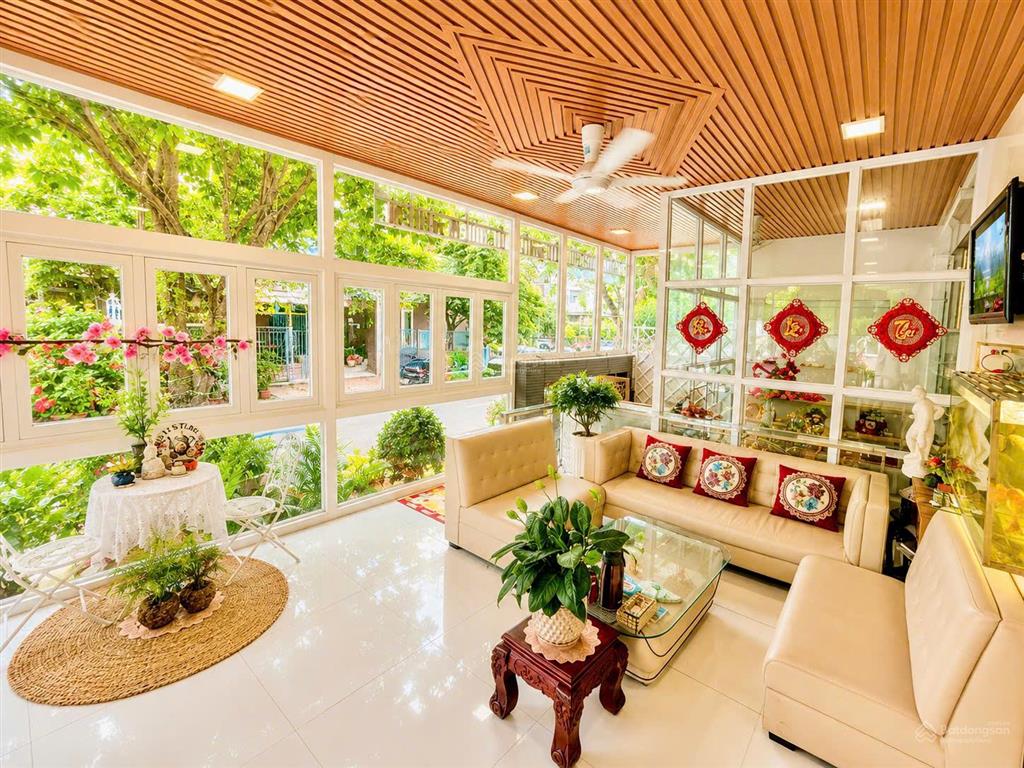 Bán biệt thự góc 2 mt jamona golden silk  khu compound ven sông, an ninh 24/7