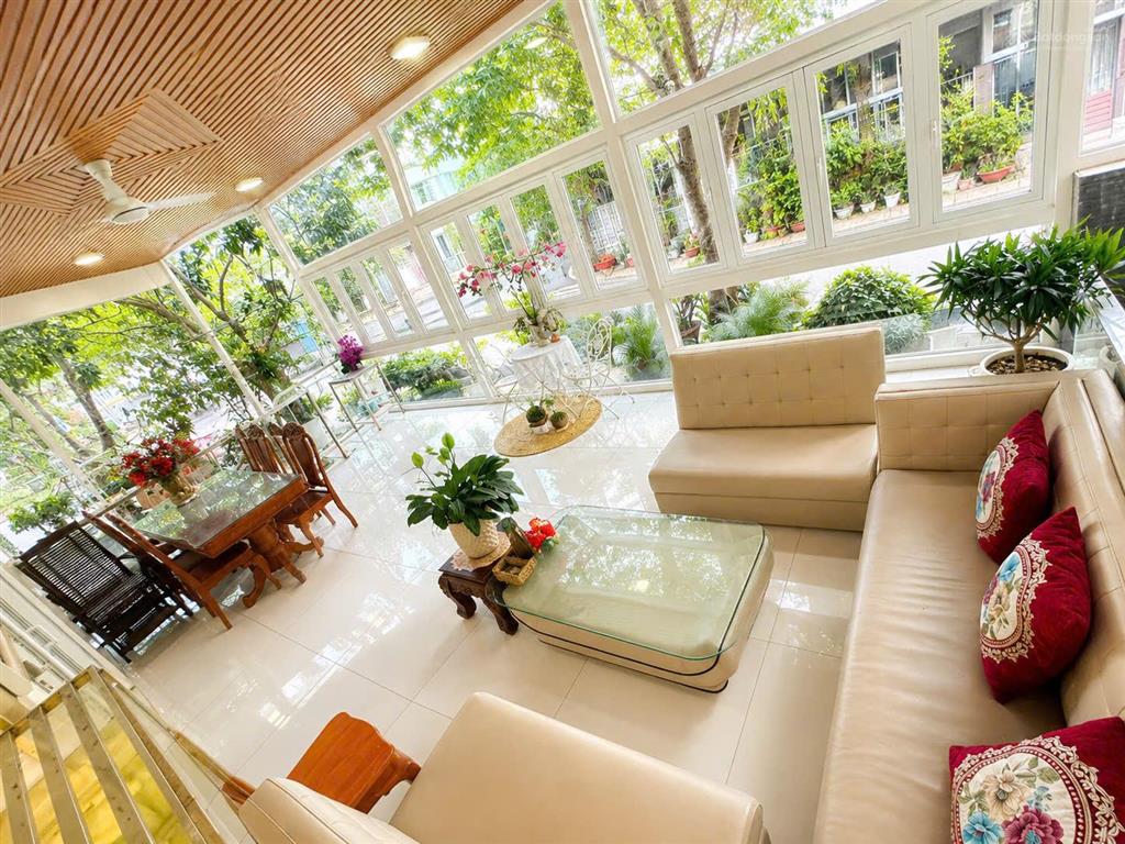 Bán biệt thự góc 2 mt jamona golden silk  khu compound ven sông, an ninh 24/7