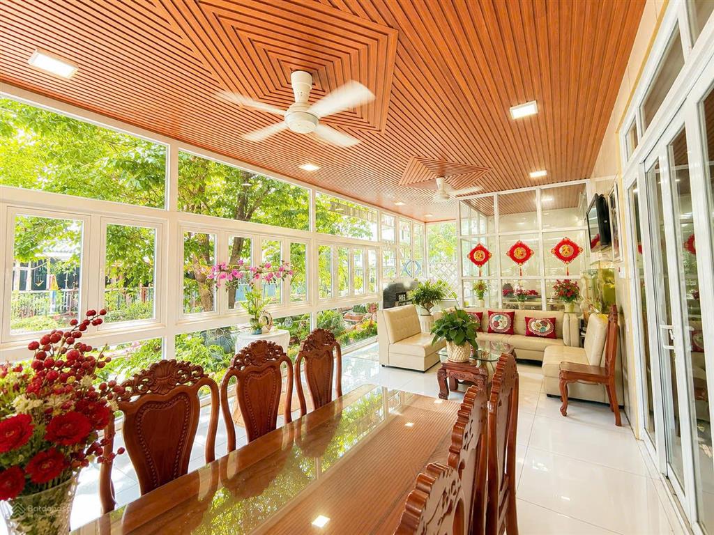 Bán biệt thự góc 2 mt jamona golden silk  khu compound ven sông, an ninh 24/7