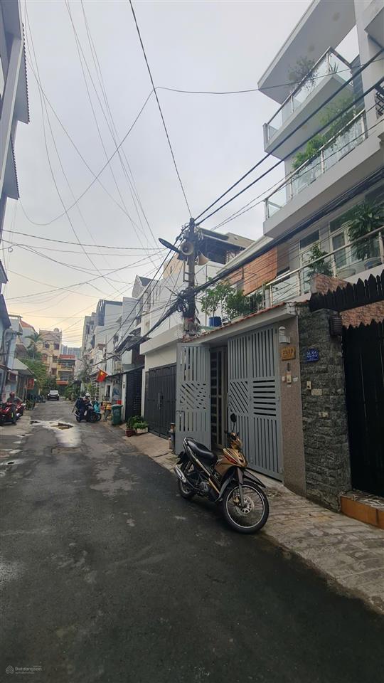 Bán nhà đường số, lý phục man, quận 7, sân để ô tô