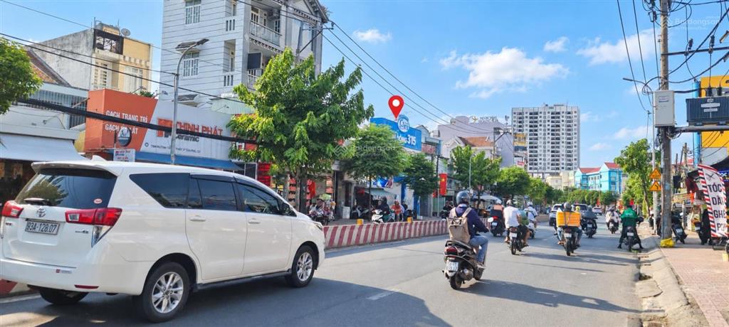 Cho thuê mặt bằng đường huỳnh tấn phát, diện tích 8 x 30
