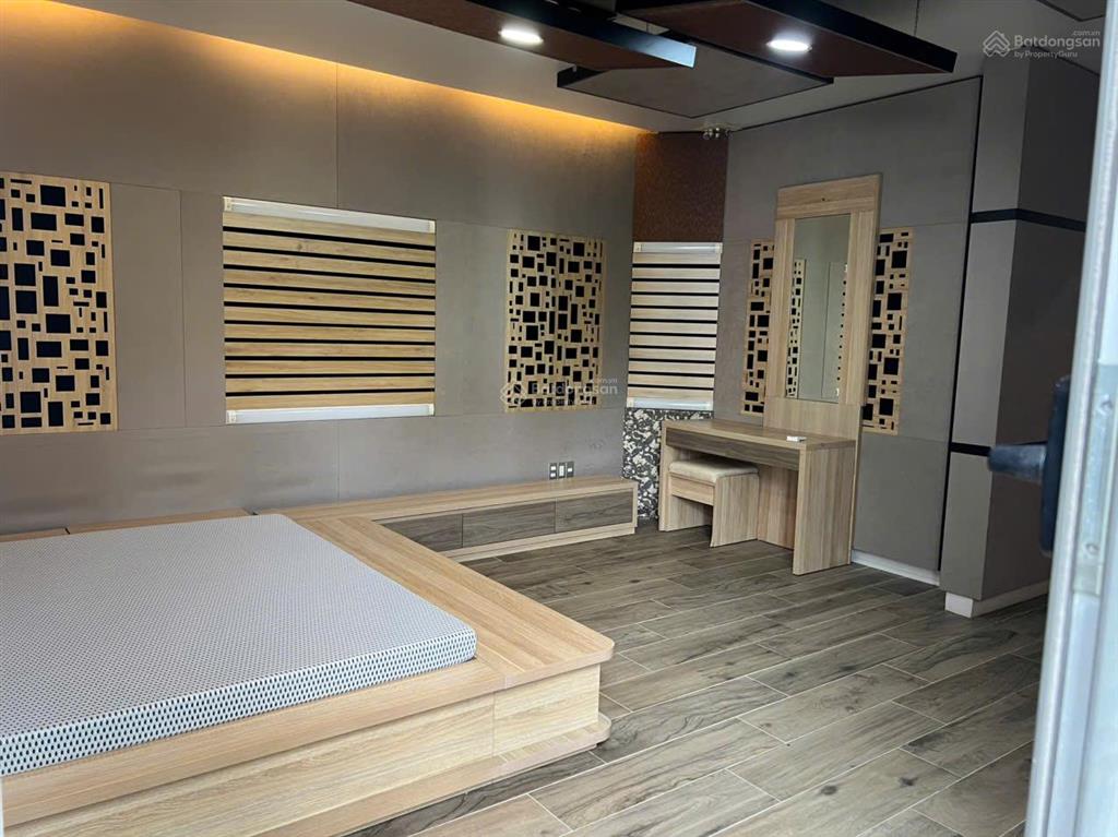 Cho thuê nhà phố nguyên căn, kdc phú mỹ vạn phát hưng dt 10 x 21 m