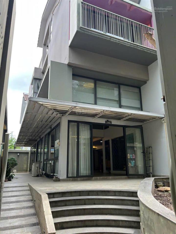 Cho thuê nhà phố nguyên căn, kdc phú mỹ vạn phát hưng dt 10 x 21 m