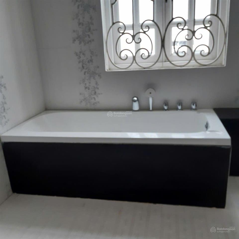 Cho thuê nhà nguyên căn, khu dân cư tấn trường, diện tích 10x20m