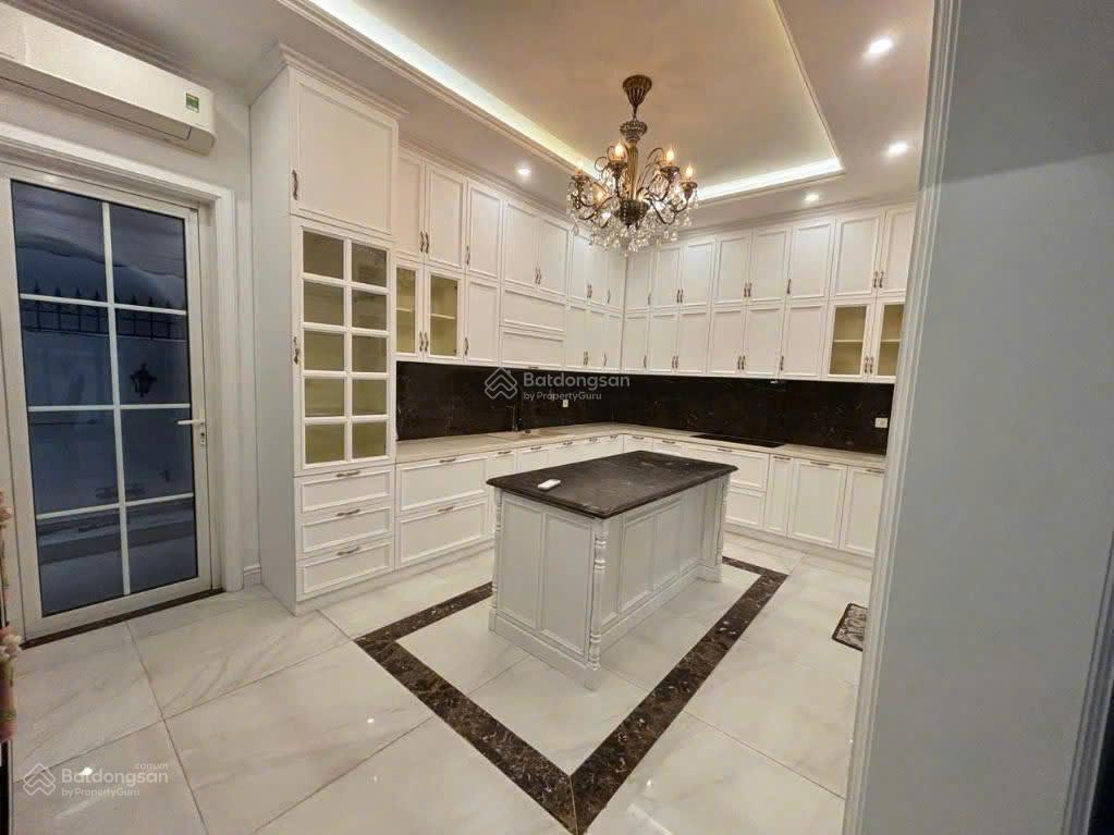 Kẹt tiền quá nên bán gấp biệt thự nam phú villas, 12x24m, chỉ 35 tỷ, giá quá tốt