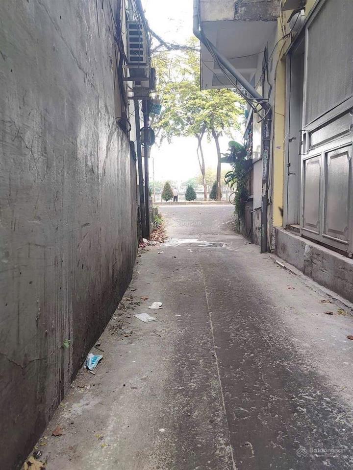 Cho thuê nhà nguyên căn hẻm 24 trần quang khải, 1 trệt 2 lầu 2pn, dtsd 63m2