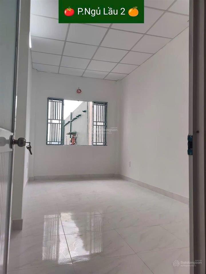 Cho thuê nhà nguyên căn hẻm 24 trần quang khải, 1 trệt 2 lầu 2pn, dtsd 63m2