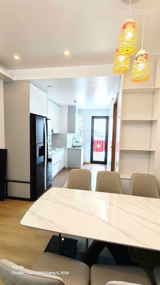 Chính chủ bán căn chung cư 74m + 2 ngủ + 2 wc  q. cầu giấy  giá trên 6 tỷ nội thất mới 100%.