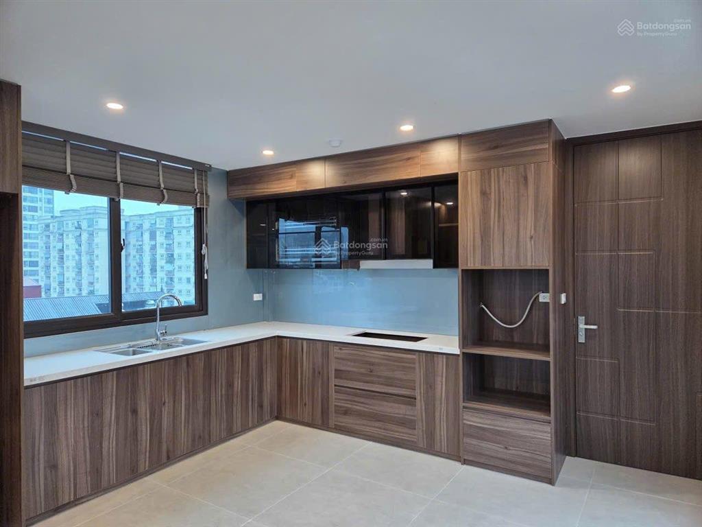 Chính chủ bán gấp căn hộ chung cư mới tại cầu giấy  75m + 2 ngủ + 2wc giá trên 5 tỷ