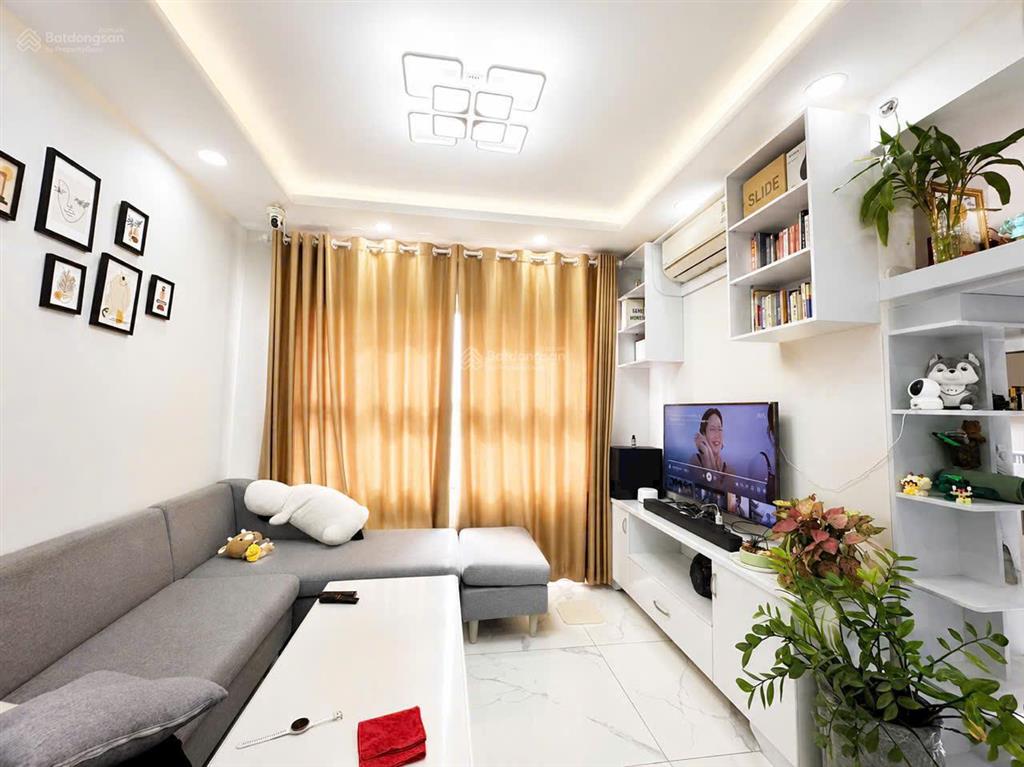 Chính chủ cần tiền tất toán ngân hàng, bán gấp căn hộ 2pn2wc siêu đẹp tại sunrise city, giá tốt