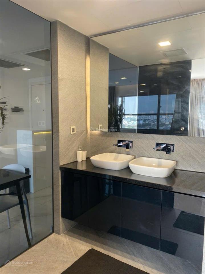 Bán studio sunrise city north 55m²  có hđ thuê 14 triệu/tháng  giá chỉ 4,8 tỷ