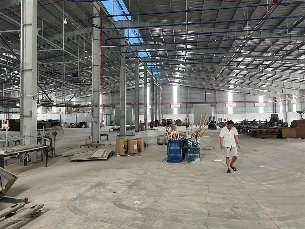 Cho thuê 8000m2 khuôn viên kho xưởng  bắc tân uyên  bình dương