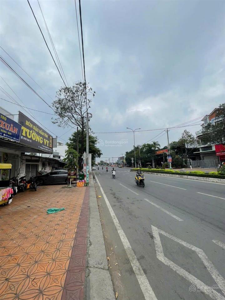 Cho thuê mặt bằng đường nguyễn văn cừ nối dài gần khu dân cư hồng phát