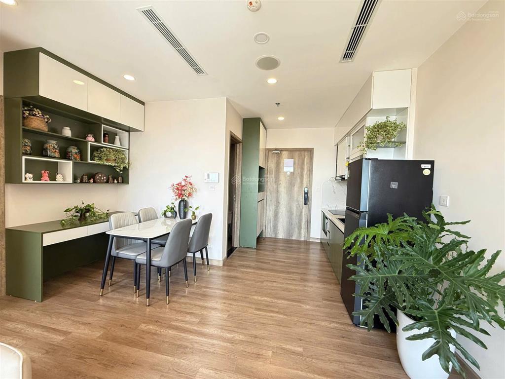 Bán nhanh căn hộ 2n 2wc xinh xắn nội thất đẹp, tầng cao, view thoáng toà havenpark ecopark giá tốt