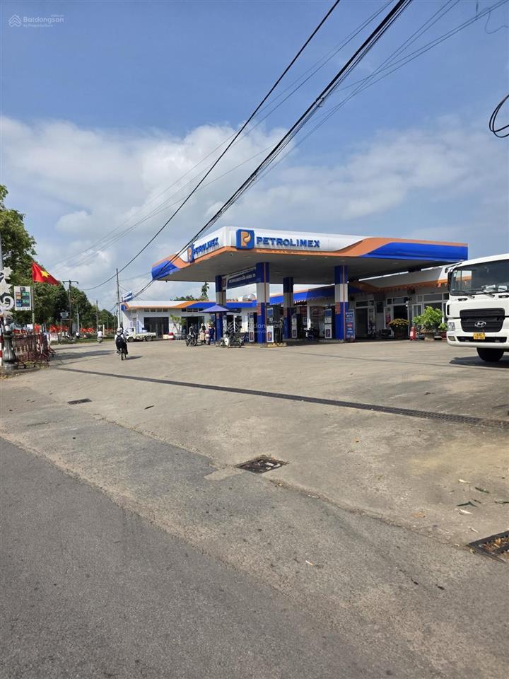 Chuyển nhượng bđs tại trung tâm thị trấn nam phước, bđs nằm song song đường hùng vương