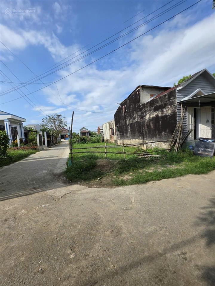 Bán đất tại thị trấn nam phước, 900 triệu, 150 m2, hàng hiếm tại uy tín