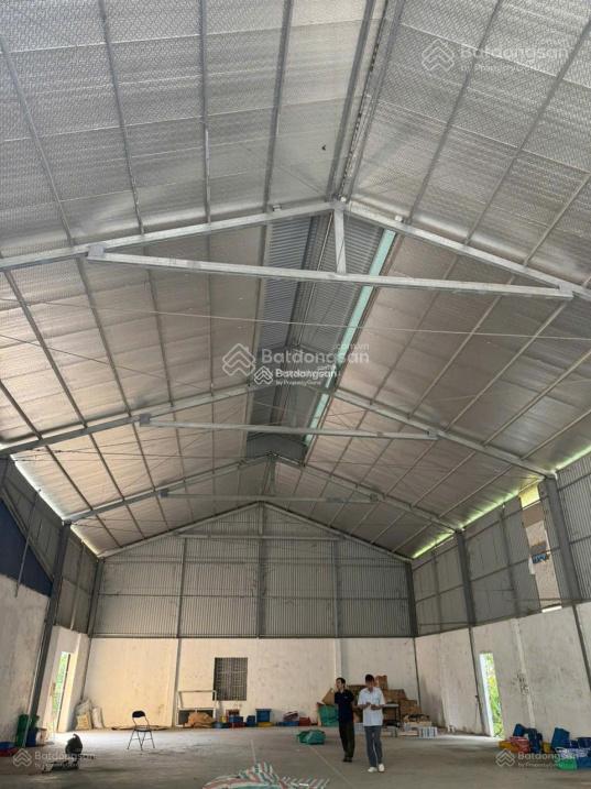 Cho thuê kho xưởng 670m2 tại kcn cầu gáo đan phượng, hà nội xe cont vào tận cửa hạ tầng hoàn thiện