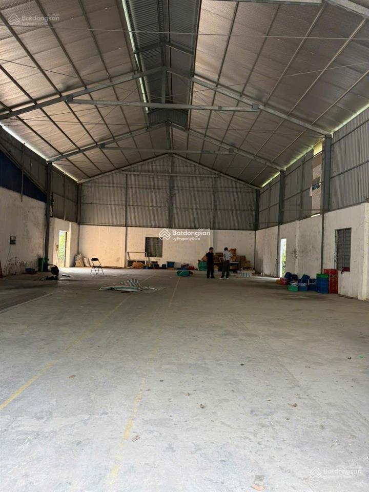 Cho thuê kho xưởng 670m2 tại kcn cầu gáo đan phượng, hà nội xe cont vào tận cửa hạ tầng hoàn thiện