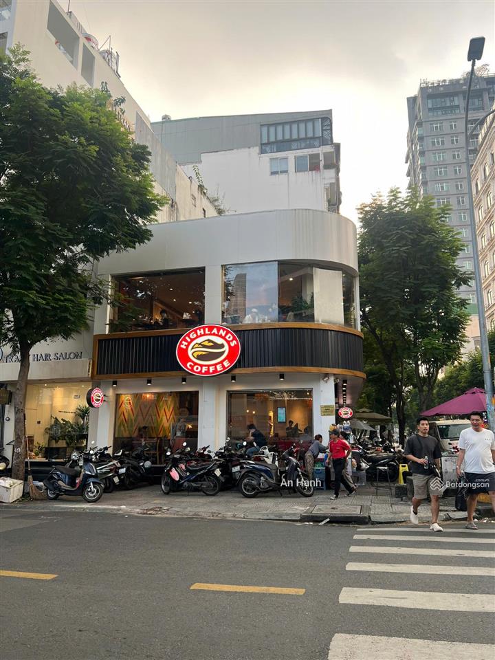 Bán nhà góc 2 mặt tiền calmette vs lê thị hồng gấm. dt 8 x18 (2 tầng  hđt 360 triệu) giá 108 tỷ tl