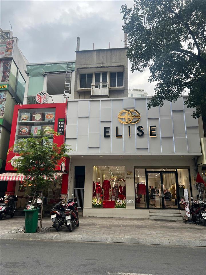 Bán nhà mặt tiền lý tự trọng, p. bến thành, q1. dt 12x20m 3 tầng, hđt 430 triệu/tháng  giá 200 tỷ