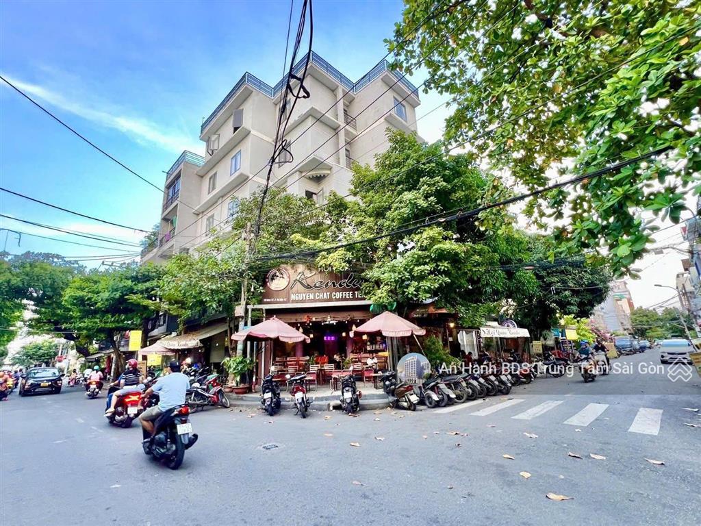 Bán nhà góc 2 mặt tiền đường số 13 & đường số 4, q7. dt 10 x 20, hđ thuê 170 triệu  giá 46 tỷ