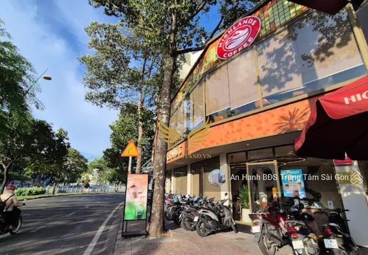 Siêu hiếm! bán nhà góc 2 mặt tiền ngay hoa phượng, p2, phú nhuận. dt 8 x 16 hầm 4 tầng  giá 50 tỷ