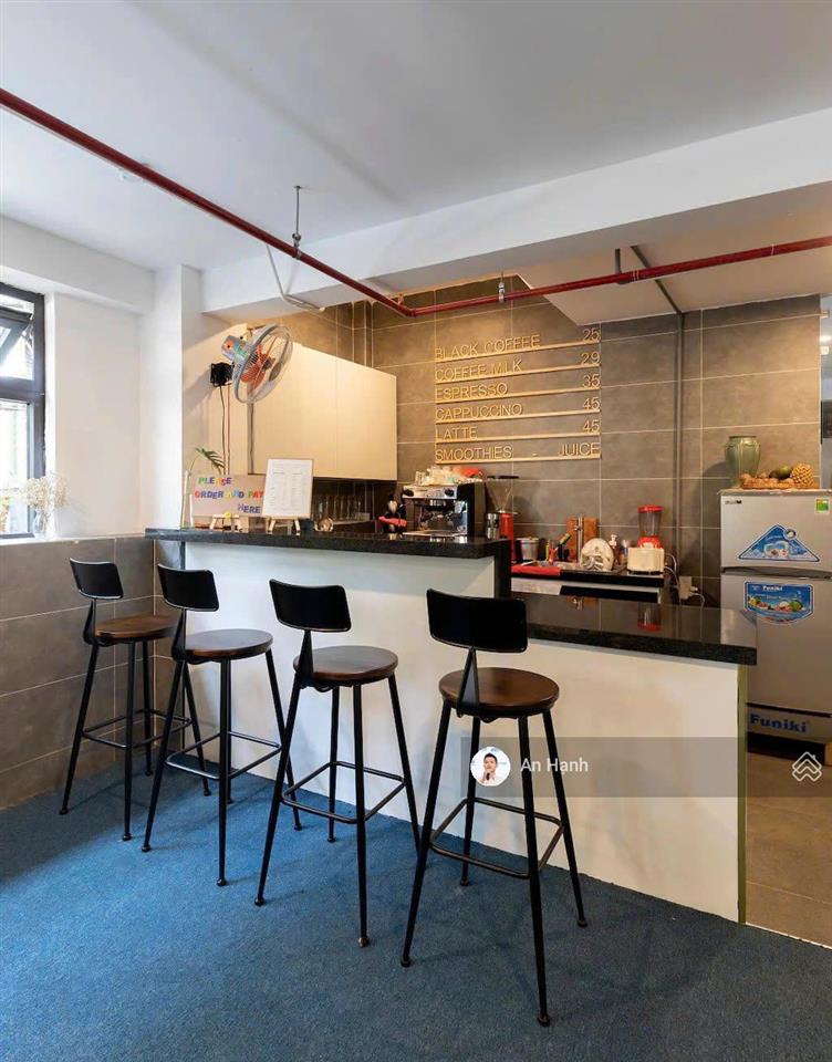 Bán gấp! bán toà chdv võ thị sáu, quận 3  dt 10x30m (300m2)hầm 7 tầng  hđt 300 triệu  chỉ 64 tỷ