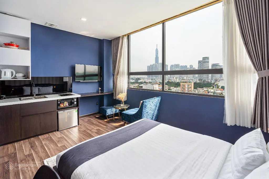 Mt hồ tùng mậu, p. bến nghé ngay phố nguyễn huệ  dt 270m2 (8x36m) hđt 900 triệu/tháng  giá 169 tỷ
