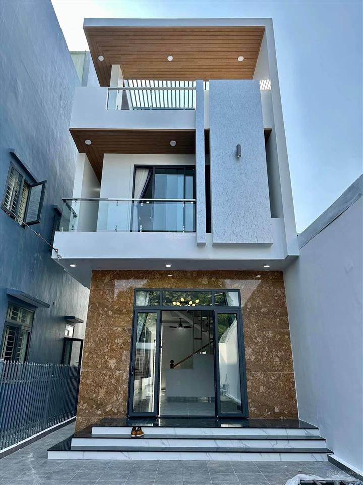 Kẹt tiền bán nhà ngay gần đồng khởi trả trước 600 triệu sang tên công chứng