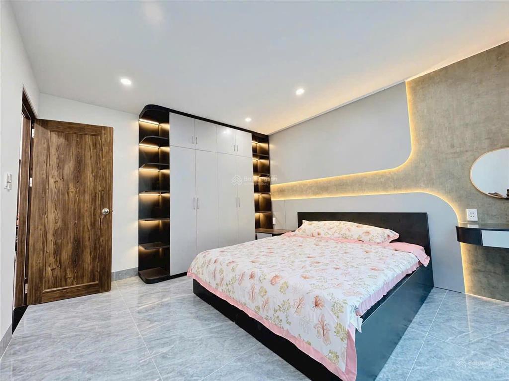 Chủ cần bán nhà gác lửng thông tầng đẹp y hình sổ riêng thổ cư 100%, 1 sẹc đt768 nối dài
