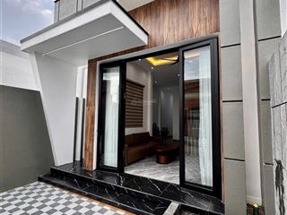 Xuất hiện căn nhà cấp 4 ngay ủy ban p.tân triều gần biên hoà sổ sẵn.trả trước 300triệu nhận nhà