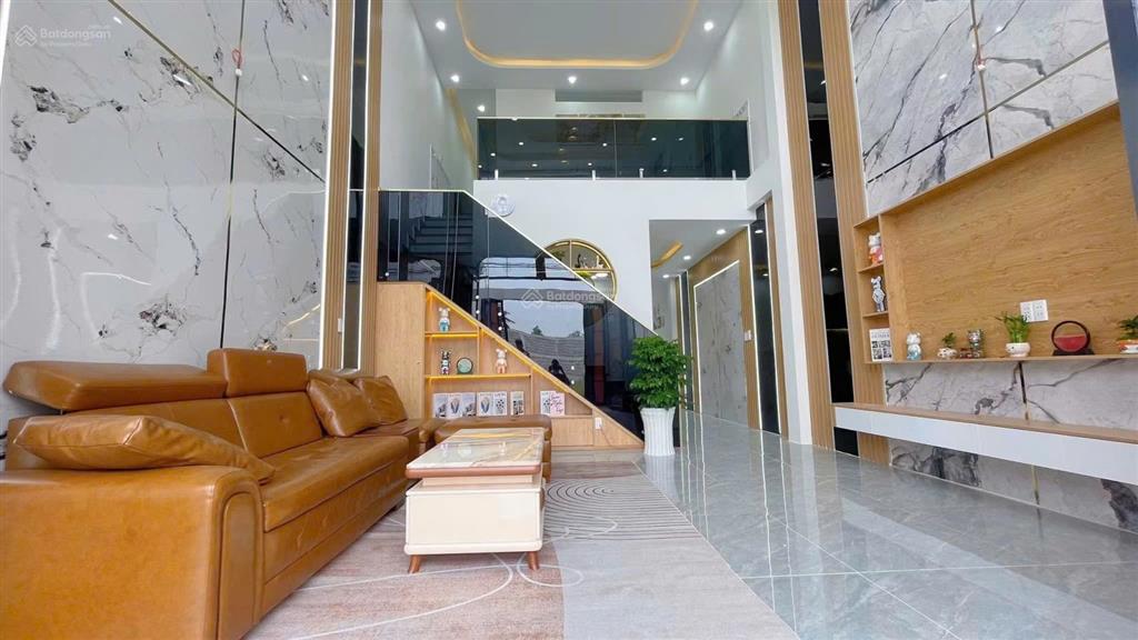 Chủ hạ 100 triệu bán nhanh nhà gác lửng thông tầng 90m² gần bửu long