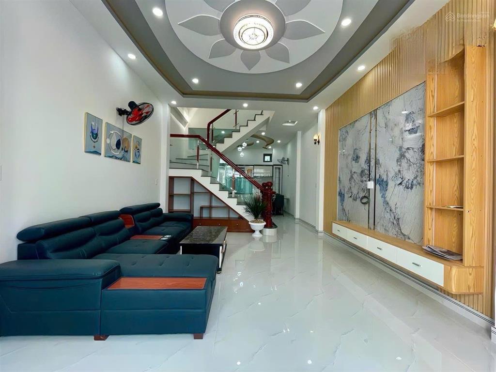 Bán nhà ngay ủy ban p. tân triều 5x20m, sổ sẵn thổ cư 100% giá 1 tỷ 750