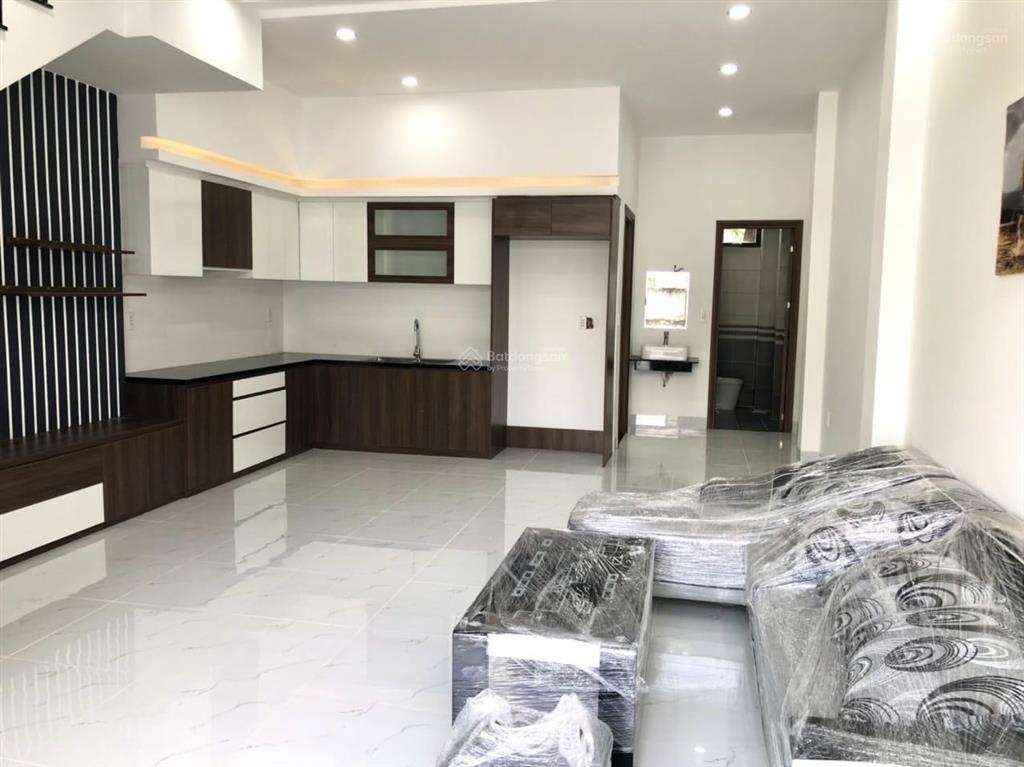 Bán nhà vòng xoay cổng 11 p. phước tân sổ sẵn đường nhựa 8m, 1 sẹc quốc lộ 51