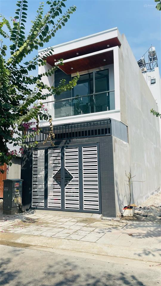Cần di chuyển chỗ ở, gia chủ bán lại nhà lầu vừa hoàn thiện ngay ủy ban tân triều, gần đồng khởi