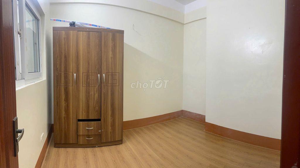 Chính chủ em cho thuê căn chung cư 2 phòng ngủ toà CT10A Đại Thanh