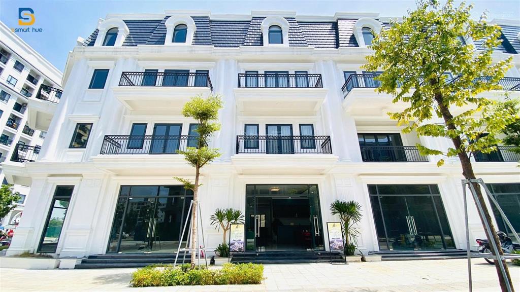 Nhà 4 tầng đường nguyễn lộ trạch đối diện chợ, dân cư đông đúc thuận tiện kd chủ thuê lại 480tr/năm