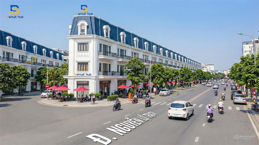 Nhà 04 tầng 09 phòng trung tâm tp huế, đang kinh doanh mùa cao điểm 120tr/tháng