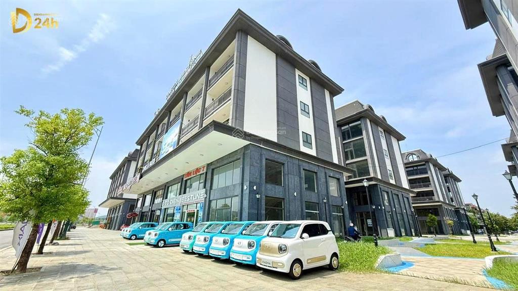 Giá 13tỷ6 nhà mt căn góc 2 mặt tiền đường đại lộ võ nguyên giáp 100m đối diện siêu thị aeon huế